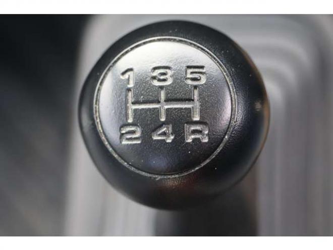 アクティトラック SDX 4WD　検R9/5　MT　自社　ローンカノウ 660