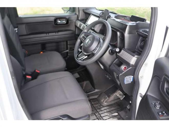 N-VAN+スタイル ファン ターボ ホンダセンシング 4WD　検R8/11　買取直販　バックカメラ　TV　ETC 660