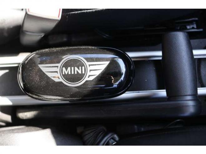 ミニクロスオーバー クーパーS オール4　検二年　バックモニター　自社　ローンカノウ 正規輸入車 4WD 1600