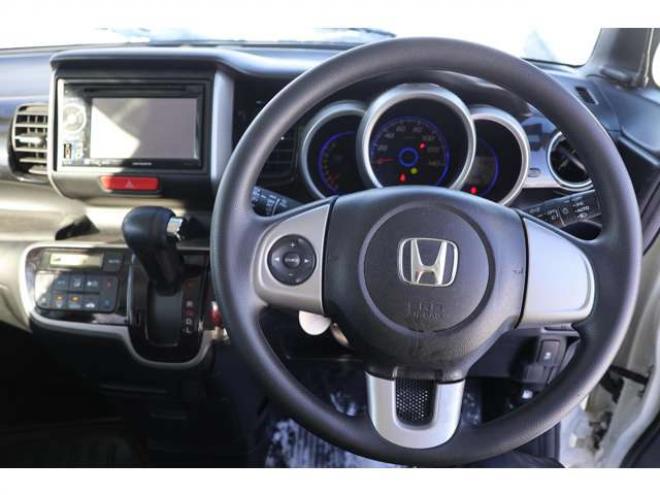 N-BOXカスタムG Lパッケージ 4WD　検R9/5　両側電動スライドドア　　自社　ローンカノウ 660