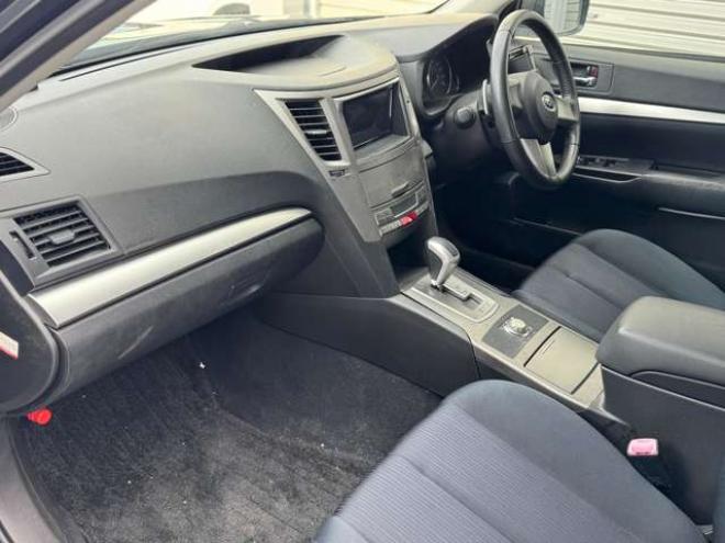 レガシィB4 2.5 GT 4WD　夏冬タイヤ　Bluetooth　19インチアルミ 2500