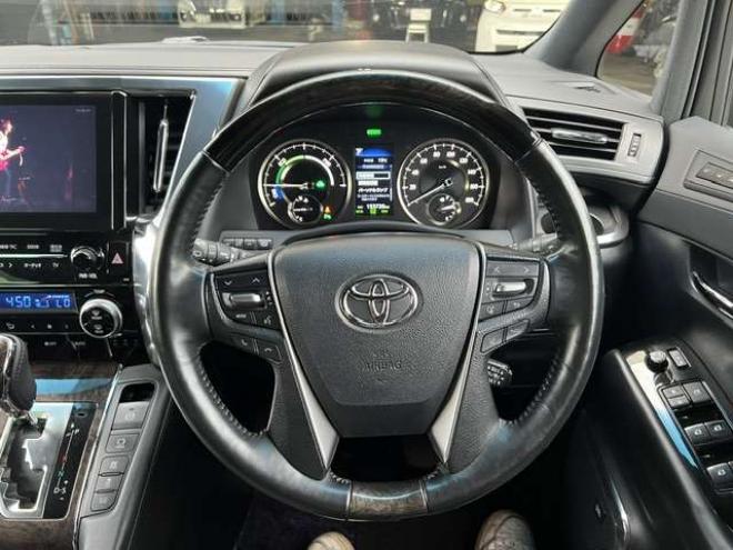 アルファードハイブリッド 2.5 エグゼクティブ ラウンジ E-Four 4WD　法定12ヵ月点検整備付・モデリスタエアロ・純正ナビ・純正リアモニター・パノラミックビューモニター・デジタルインナーミラー・ベンチレーションシート・純正エンジンスターター・寒冷地仕様車 2500