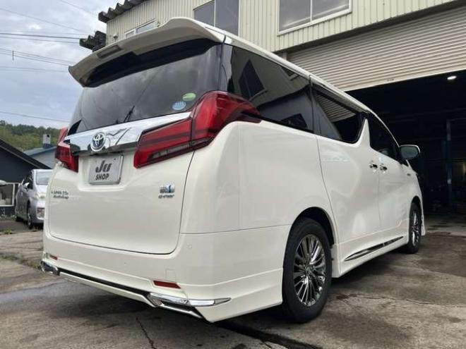 アルファードハイブリッド 2.5 エグゼクティブ ラウンジ E-Four 4WD　法定12ヵ月点検整備付・モデリスタエアロ・純正ナビ・純正リアモニター・パノラミックビューモニター・デジタルインナーミラー・ベンチレーションシート・純正エンジンスターター・寒冷地仕様車 2500