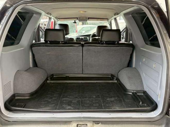 ハイラックスサーフ2.7 SSR-X Vセレクション 4WD　社外ナビ　バックカメラ　社外アルミホイール　エアコン　リフトアップ　パワステ　パワーウィンドウ　キーレスエントリー　ETC　ABS　ルーフレール 2700
