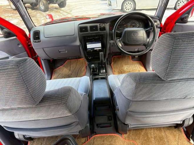 ハイラックスサーフ2.7 SSR-X 4WD　リフトアップ　全塗装済レッド　社外ナビ　ETC　パワステ　パワーウィンドウ　ABS　キーレスエントリー　ルーフレール　サンルーフ 2700
