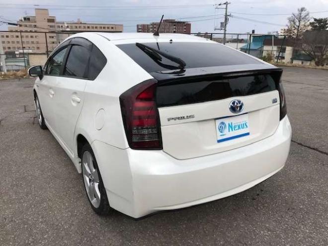 プリウス1.8 S ツーリングセレクション　新規車検整備付　本州仕入車両 2WD 1800