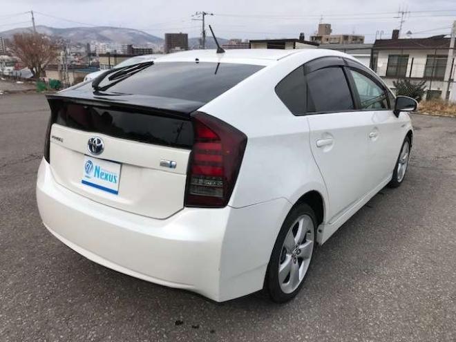 プリウス1.8 S ツーリングセレクション　新規車検整備付　本州仕入車両 2WD 1800
