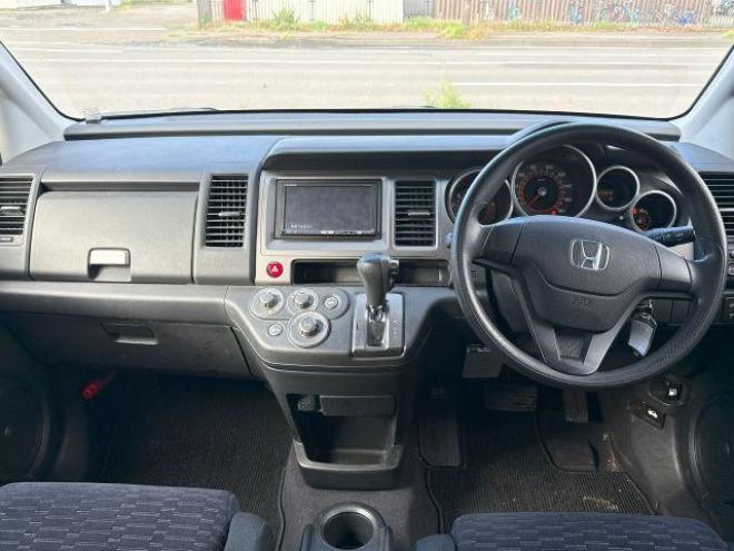 クロスロード2.0 20X HIDエディション 4WD　ローンが不安な方＜優遇ローン＞　本州仕入　社外ナビ　HID　キーレス 4WD 2000 5Dr