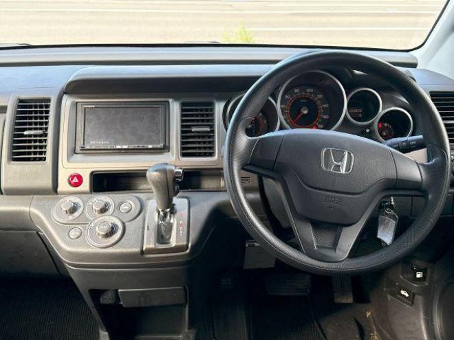クロスロード2.0 20X HIDエディション 4WD　ローンが不安な方＜優遇ローン＞　本州仕入　社外ナビ　HID　キーレス 4WD 2000 5Dr