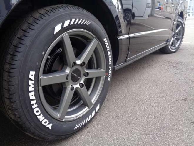 レジアスエース2.8 スーパーGL ダークプライムII ロングボディ ディーゼルターボ 4WD　415COBRA　S-6ボンネット&クリーンルック3Fリップ&ステージ2ルーフスポイラー&バッドラッカーSD-6　17インチAW　ヨコハマPARADA215/60R17　両側パワースライドドア　ETC　社外コンソールBOX　ベットキット 2800