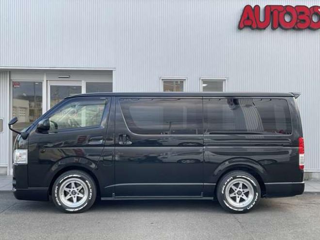 レジアスエース2.8 DX ロングボディ ディーゼルターボ 4WD　2.8Lディーゼルターボ4WD　LEDヘッドライト　カーボン調ボンネット　社外フロントリップ　社外16インチAW　社外ルーフスポイラー　パナソニック製ナビTV　bluetooth バックカメラ　ETC　リアヒーター　ローダウン 2800