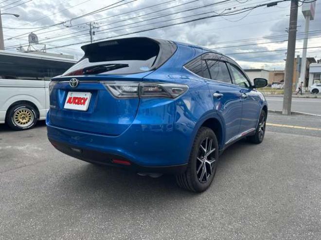 ハリアー2.0 プレミアム アドバンストパッケージ スタイルアッシュ 4WD　前席パワーシート ハーフレザーシート JBLスピーカー パワーバックドア ステアリングスイッチ クルコン オートハイビーム 横滑り防止 車線逸脱防止 シートメモリー 純正9インチナビ　Bluetooth 純正エンスタ ISOFIX 2000