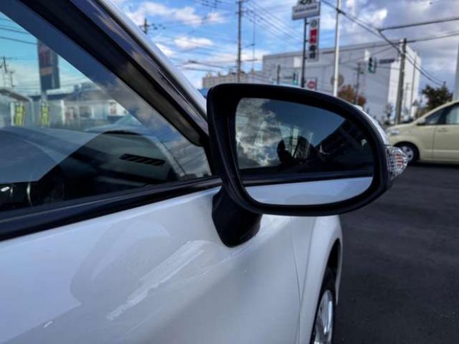 カローラフィールダー1.5 X  ビジネスパッケージ 4WD　キーレス・メモリーナビ・Bluetooth・横滑り防止・ワイパーデザイアー・ETC 1500