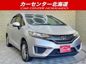フィット　13G・Fパッケージ 4WD 5年保証 自社認証工場 車検整備2年付 夏冬タイヤ 寒冷地仕様 禁煙 4WD 1300