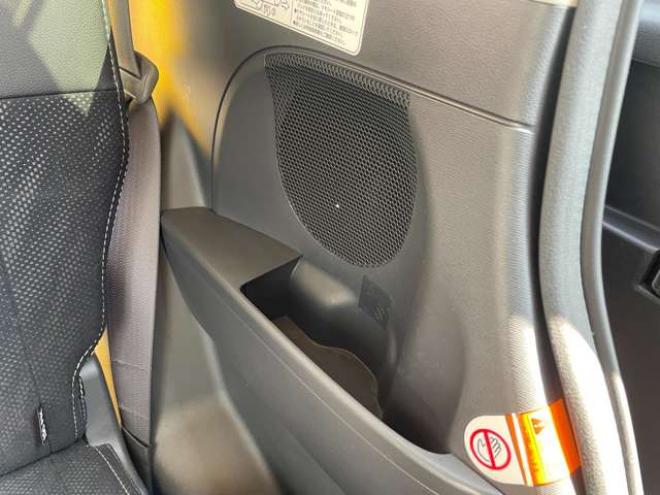 タントカスタム RS トップエディション SAII 4WD　後期型/1年保証/Bluetooth/ナビ・フルセグTV/バックカメラ/エンジンスターター/純正15インチアルミホイール/アルミホイール付き冬タイヤ付き/ハーフレザーシート/LEDフォグライト/車検整備2年付/法定整備/修復歴無し 660