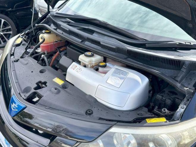 エスティマハイブリッドハイブリッド2.4アエラス レザーPKG 4WD　ローンが不安な方＜優遇ローン＞　本州仕入　純正ナビTV　後席モニター　両側パワースライド　電動リアゲート 4WD 2400 5Dr