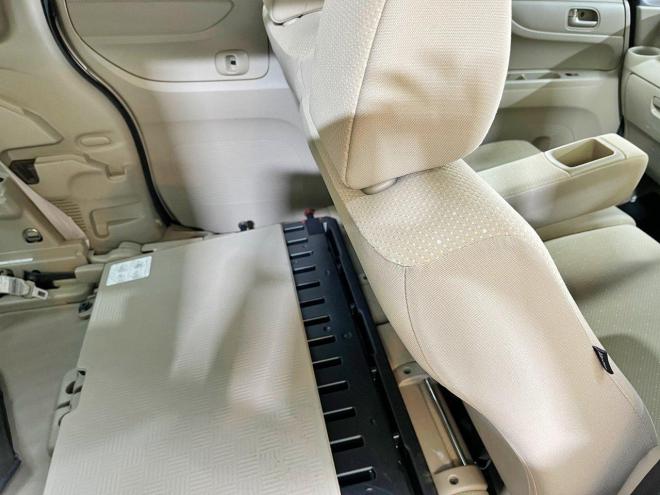 N-BOX+Ｇ・Ｌパッケージ 4WD 5年保証 自社認証工場 車検整備2年付 スマキー ナビ 福祉車両 車椅子 修復歴無 寒冷地仕様 禁煙 4WD 660