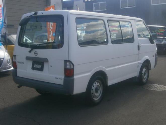 バネットバンDX　４WD　ワンオーナー　リビルトエンジン交換済み 1800 4Dr