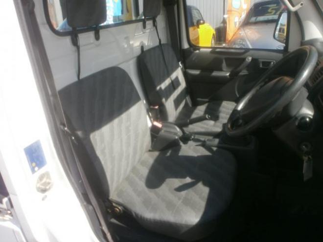 キャリーKC　エアコン　パワステ　４WD 660 2Dr