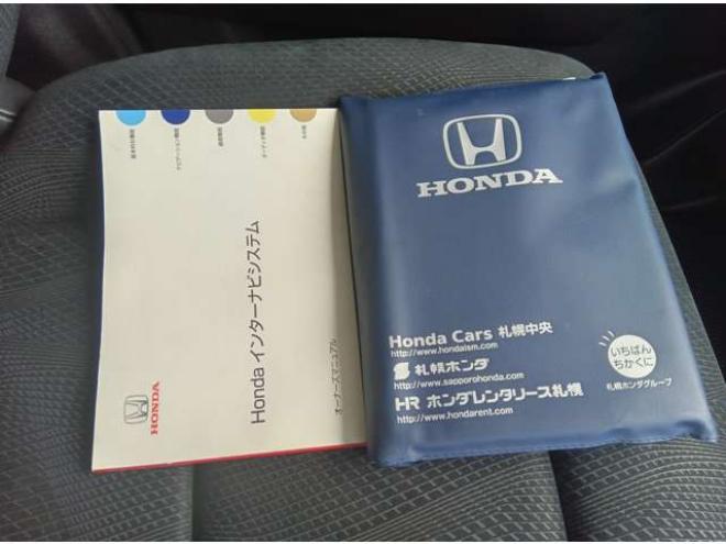 ステップワゴン2.0 スパーダ S 4WD　車検10年7月　全方位カラーバックモニター&TV&ナビ　後席フリップ出ダウンモニター電動スライドドア夏冬タイヤホイール付　HIDヘッドライト　ETC キーフリー 2000