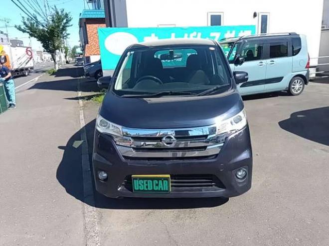 デイズハイウェイスターG 4WD　車検10年6月ナビ&TV&バックカメラ　アラウンドビューモニター　夏冬タイヤホイール付 ETC&エンジンスタータ　プッシュスタート　アイドリングストップ　シートヒーター 660