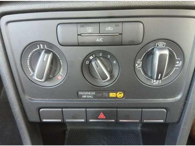 ビートルデザイン　バックカメラ&ナビ&TV付　車検10年6月 正規輸入車 2WD 1200