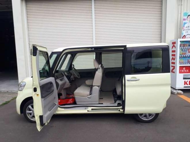 タントL SA 4WD　車検10年3月4WDナビ・TV・バツクカメラ　ETC　夏冬タイヤ付アイドリングストップ両側スライドドア 660