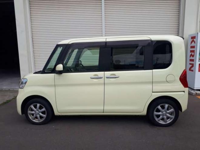 タントL SA 4WD　車検10年3月4WDナビ・TV・バツクカメラ　ETC　夏冬タイヤ付アイドリングストップ両側スライドドア 660
