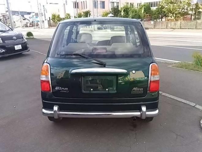 ミラジーノメモリアルエディション 4WD　4WD　車検10年8月ナビ&TV&バックカメラ　夏冬タイヤホイール付　エンジンスタータ-付　電動格納ミラー&キーレス　タイミングベルト交換済み 660