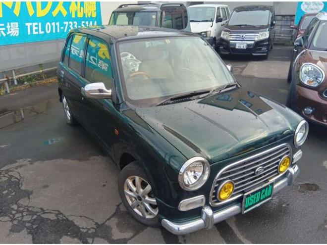 ミラジーノメモリアルエディション 4WD　4WD　車検10年8月ナビ&TV&バックカメラ　夏冬タイヤホイール付　エンジンスタータ-付　電動格納ミラー&キーレス　タイミングベルト交換済み 660