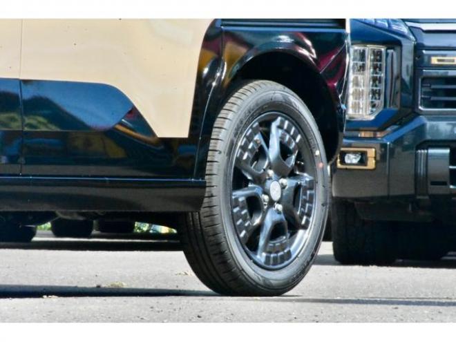 デリカミニＴ プレミアム ４ＷＤ ＴＡＲＯＵ’Ｓセレクション ＤＡＭＤ ナビ／バックカメラ ドラレコ前後 両側パワースライドドア シートヒーター ステアリングヒーター（北海道） 登録済未使用車 4WD 660 5Dr