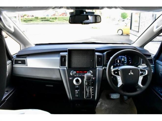 デリカＤ：５ Ｐ ２６型 ４ＷＤ Ｐ ＴＡＲＯＵＳセレクション 登録済未使用車 Ｓ－ＡＷＣ １１型ナビ ドラレコ前後 ＥＴＣ フロアマット（北海道） 登録済未使用車 4WD 2200(D) 5Dr
