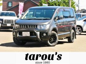 デリカ　Ｄ：５ Ｄ パワーパッケージ ４ＷＤ Ｆグリルラプターペイント 新品タイヤ／アルミ 新品フロントガード シートカバー ステップ付 社外ナビ／ＴＶ／バックカメラ マッドフラップ（北海道） 4WD 2200(D) 5Dr