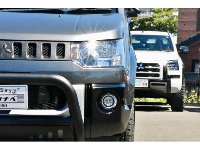 デリカＤ：５ Ｄ パワーパッケージ ４ＷＤ Ｆグリルラプターペイント 新品タイヤ／アルミ 新品フロントガード シートカバー ステップ付 社外ナビ／ＴＶ／バックカメラ マッドフラップ（北海道） 4WD 2200(D) 5Dr
