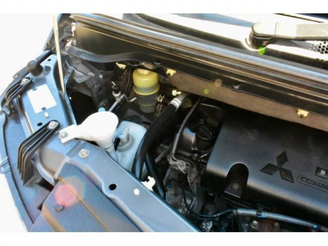 デリカＤ：５ Ｄ パワーパッケージ ４ＷＤ Ｆグリルラプターペイント 新品タイヤ／アルミ 新品フロントガード シートカバー ステップ付 社外ナビ／ＴＶ／バックカメラ マッドフラップ（北海道） 4WD 2200(D) 5Dr