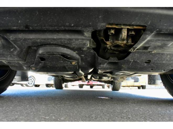 デリカＤ：５ Ｄ パワーパッケージ ４ＷＤ Ｆグリルラプターペイント 新品タイヤ／アルミ 新品フロントガード シートカバー ステップ付 社外ナビ／ＴＶ／バックカメラ マッドフラップ（北海道） 4WD 2200(D) 5Dr
