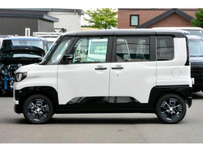 デリカミニＴ プレミアム デリマルパッケージ ４ＷＤ 届出済未使用車 寒冷地プラスパック １２．３インチナビ ＥＴＣ２．０ 純正ドライブレコーダー前後 三菱コネクト（北海道） 登録済未使用車 4WD 660 5Dr