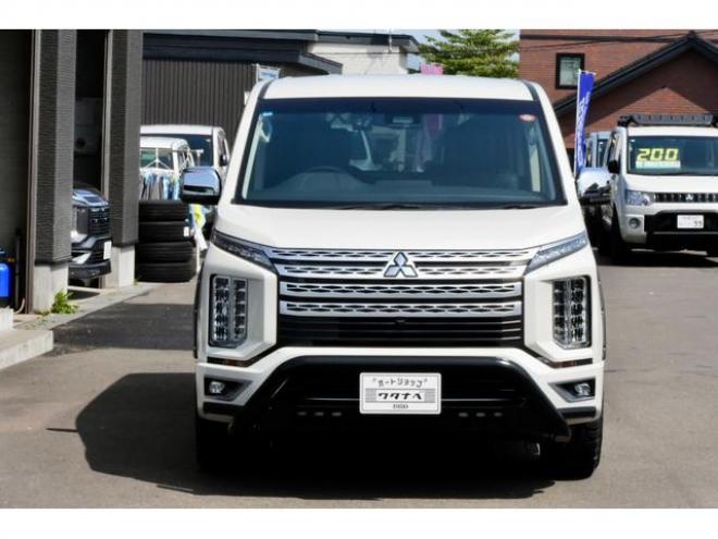 デリカＤ：５ Ｐ ４ＷＤ 本州仕入 ＴＡＲＯＵＳセレクション ＴＯＹＯタイヤ２３５／７０Ｒ１６／新品アルミ ＪＡＯＳオーバーフェンダー 新品フロントガード 本革シート １１型純正ナビ オートステップ付（北海道） 4WD 2200(D) 5Dr