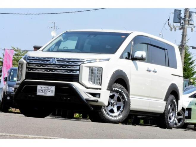 デリカＤ：５ Ｐ ４ＷＤ 本州仕入 ＴＡＲＯＵＳセレクション ＴＯＹＯタイヤ２３５／７０Ｒ１６／新品アルミ ＪＡＯＳオーバーフェンダー 新品フロントガード 本革シート １１型純正ナビ オートステップ付（北海道） 4WD 2200(D) 5Dr