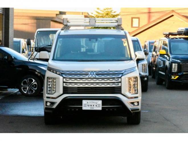 デリカＤ：５ Ｇ ４ＷＤ 本州仕入 新品フロントガード 新品ディスプレイオーディオ 純正ルーフラック 新車外し１８インチホイール／タイヤ（北海道） 4WD 2200(D) 5Dr
