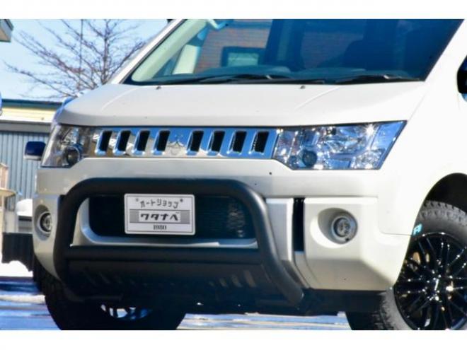 デリカＤ：５ Ｄ パワーパッケージ ４ＷＤ 新品フロントガード 新品１６インチホイール／タイヤ ディーラー整備（北海道） 4WD 2200(D) 5Dr