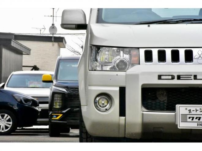 デリカＤ：５ Ｄ パワーパッケージ ４ＷＤ 本州仕入 前期／最終型 新品１６インチアルミ／タイヤ 社外ナビ／バックカメラ ディーラー点検 エンジンマウント交換付（北海道） 4WD 2200(D) 5Dr