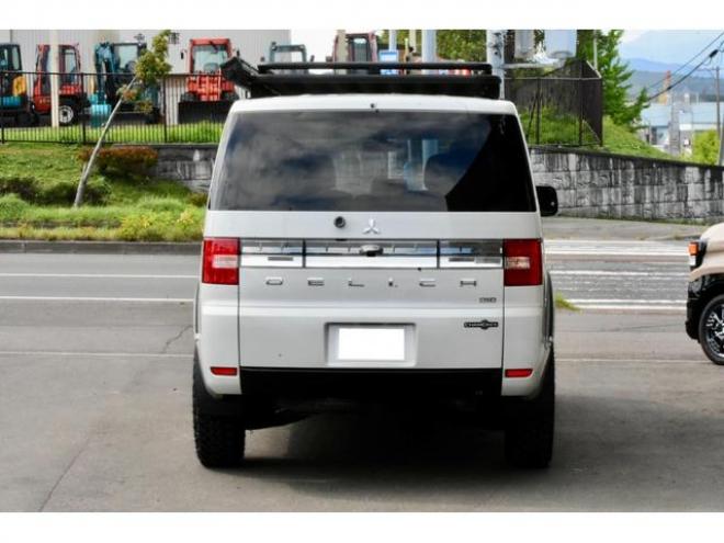 デリカＤ：５ シャモニー ４ＷＤ サイドタープ／ルーフキャリア リフトアップ １６インチホイール／ＭＴタイヤ ＢＳスタッドレス フリップダウンモニター（北海道） 4WD 2200(D) 5Dr