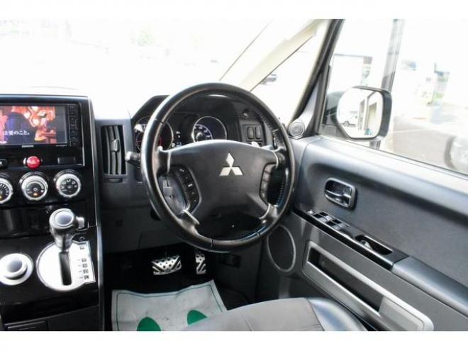 デリカＤ：５ シャモニー ４ＷＤ サイドタープ／ルーフキャリア リフトアップ １６インチホイール／ＭＴタイヤ ＢＳスタッドレス フリップダウンモニター（北海道） 4WD 2200(D) 5Dr