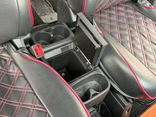 デリカD：5 2.2 D パワーパッケージ ディーゼルターボ 4WD　車検10年2月　両側パワースライド　アルミ・ホワイトレター 2300