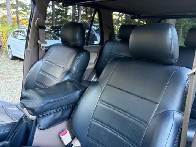 ハイラックスサーフ2.7 SSR-X プレミアムセレクション 4WD　4WD　本州仕入　ETC　ナビ　TV　キーレスエントリー　AT　Bluetooth　ABS　エアコン　パワーステアリング 2700