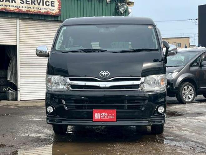 ハイエース2.7 GL ロング ミドルルーフ 4WD　10人乗り　パワステ　パワーウィンドウ　エアコン　社外ナビ　後席モニター　キーレスエントリー　片側スライドドア　盗難防止装置　フロントモデリスタ 2700