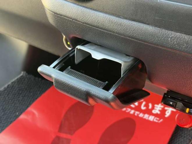 タウンエースバン1.5 GL 4WD　バックカメラ　エアコン　ドライブレコーダー　ETC　パワステ　パワーウィンドウ　ABS　キーレスエントリー　ベッドキット　寒冷地仕様　全塗装済 1500