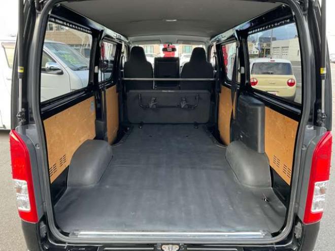 レジアスエース2.8 DX ロングボディ ディーゼルターボ 4WD　2.8Lディーゼルターボ4WD　LEDヘッドライト　カーボン調ボンネット　社外フロントリップ　社外16インチAW　社外ルーフスポイラー　パナソニック製ナビTV　bluetooth バックカメラ　ETC　リアヒーター　ローダウン 2800