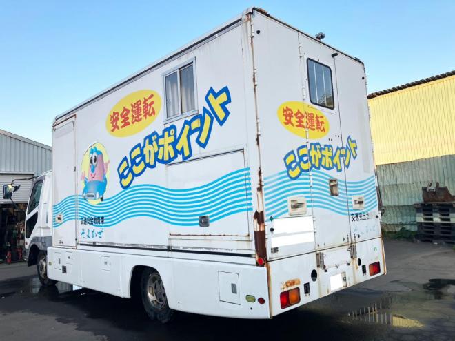 ファイター中古　キャンピング/移動販売/ダンプベース　中型トラック